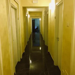Royal Oda ve Kahvaltı